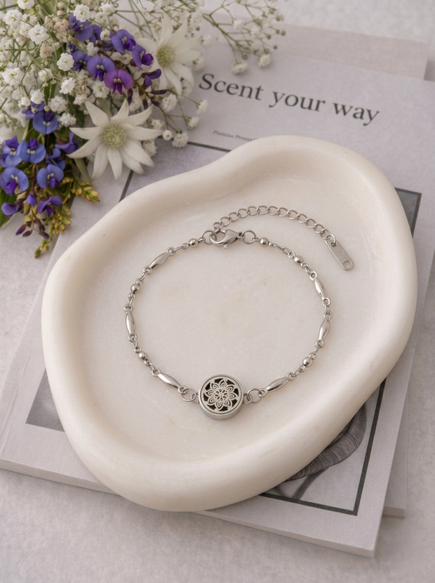 Floral Harmony Diffuser Bracelet - 12mm Class Size