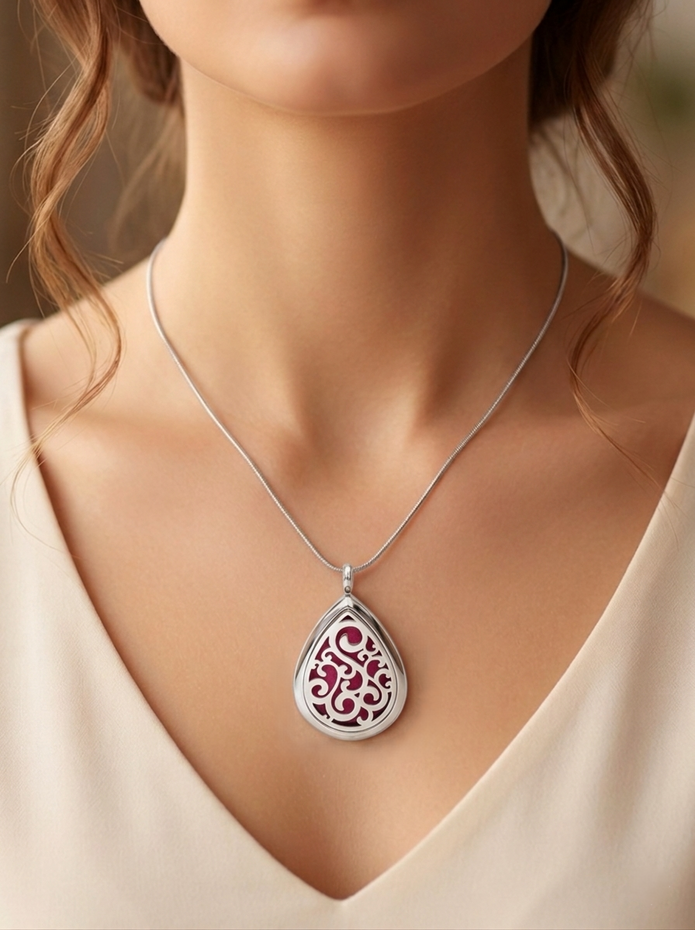 Flowing Drop Diffuser Necklace